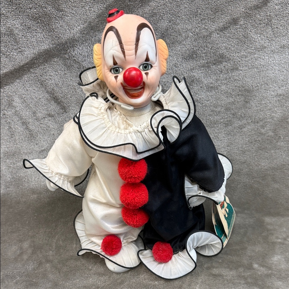 🤡 Victoria Ashlea Bozo the Clown Porcelain 12 Musical 1985 Orig. with Stand G